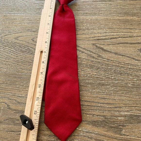 Red clip on tie for boys. Chaps - Picture 6 of 6